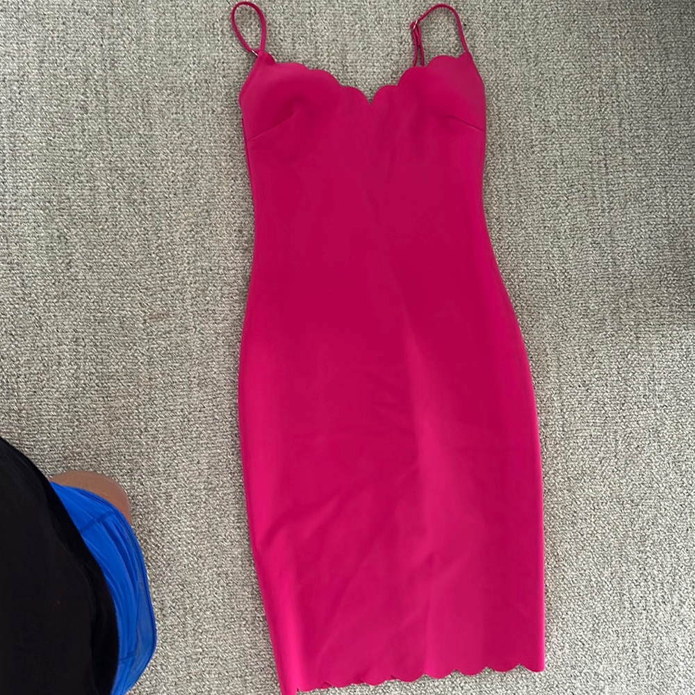 Pink dress. Fitted size 2 scallop edge